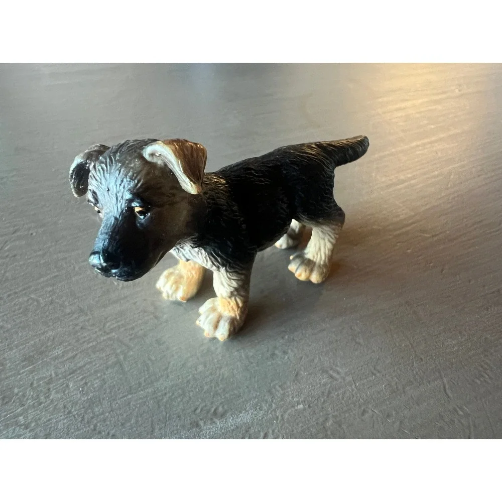 Schleich German Shepherd Puppy 2